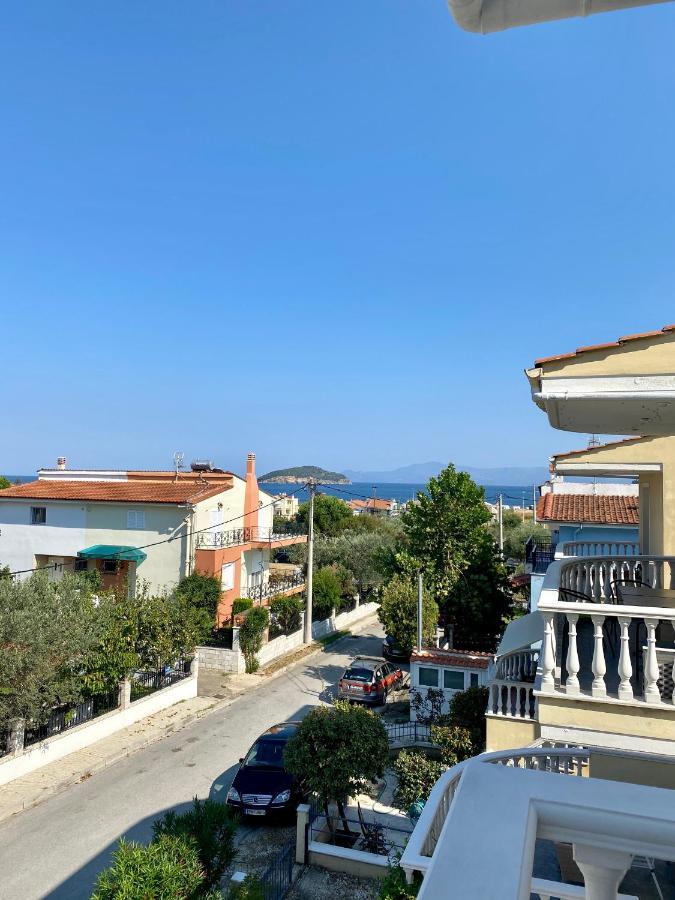 Thea Apartments Nea Iraklitsa Kültér fotó