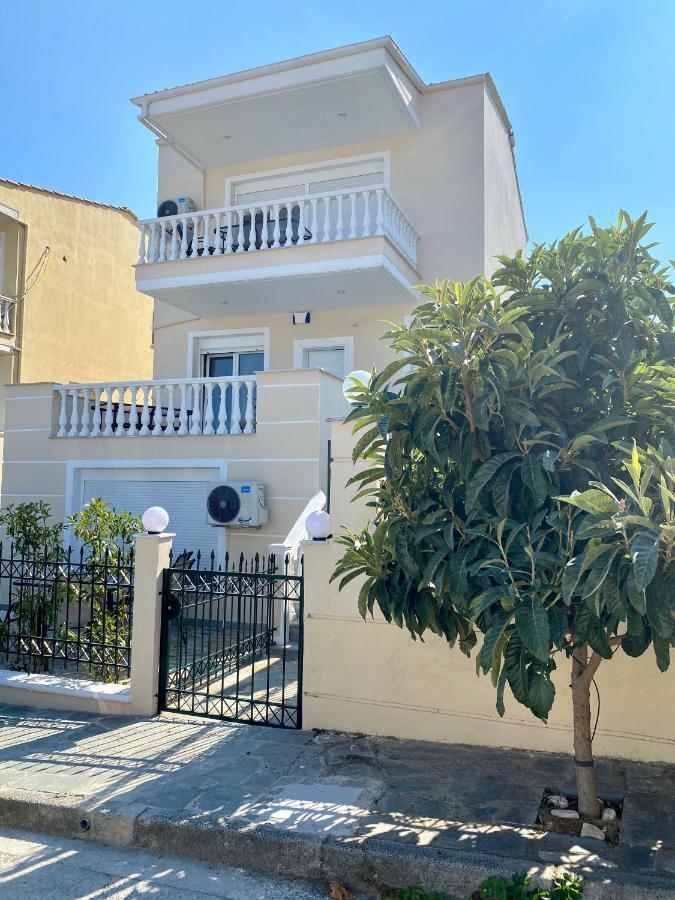 Thea Apartments Nea Iraklitsa Kültér fotó