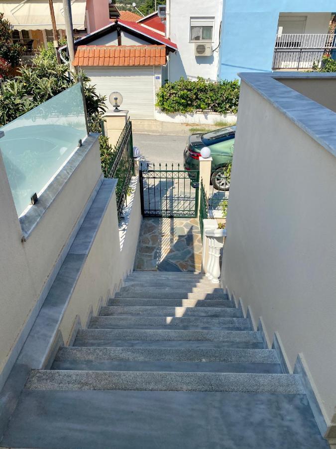 Thea Apartments Nea Iraklitsa Kültér fotó